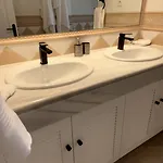 Daire Fantastico Atico Duplex En Marbella, Con Vistas Al Mar Y A 300 Metros De La Playa *