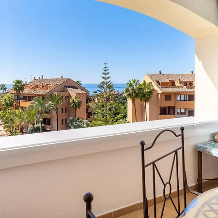 Fantastico Atico Duplex En Marbella, Con Vistas Al Mar Y A 300 Metros De La Playa Apartment