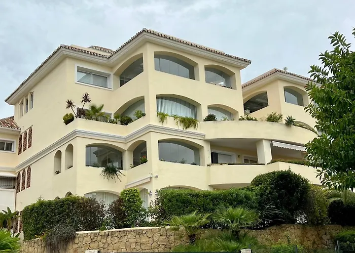 Fantástico ático En Marbella, Con Vistas Al Mar Y A 300 Metros De La Playa * Marbella