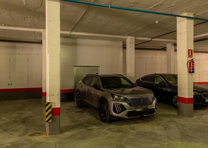 Fantástico ático En Marbella, Con Vistas Al Mar Y A 300 Metros De La Playa *