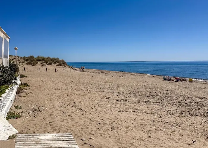 Fantástico ático En Marbella, Con Vistas Al Mar Y A 300 Metros De La Playa *