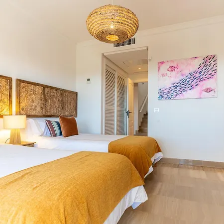 Apartment Fantastico Atico Duplex En Marbella, Con Vistas Al Mar Y A 300 Metros De La Playa