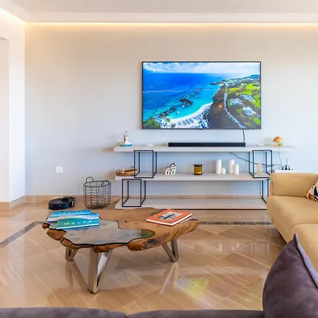 Apartamento Fantástico ático En Marbella, Con Vistas Al Mar Y A 300 Metros De La Playa