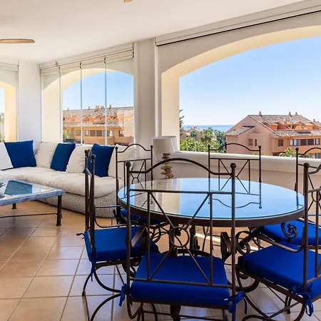 Fantástico ático En Marbella, Con Vistas Al Mar Y A 300 Metros De La Playa * Marbella